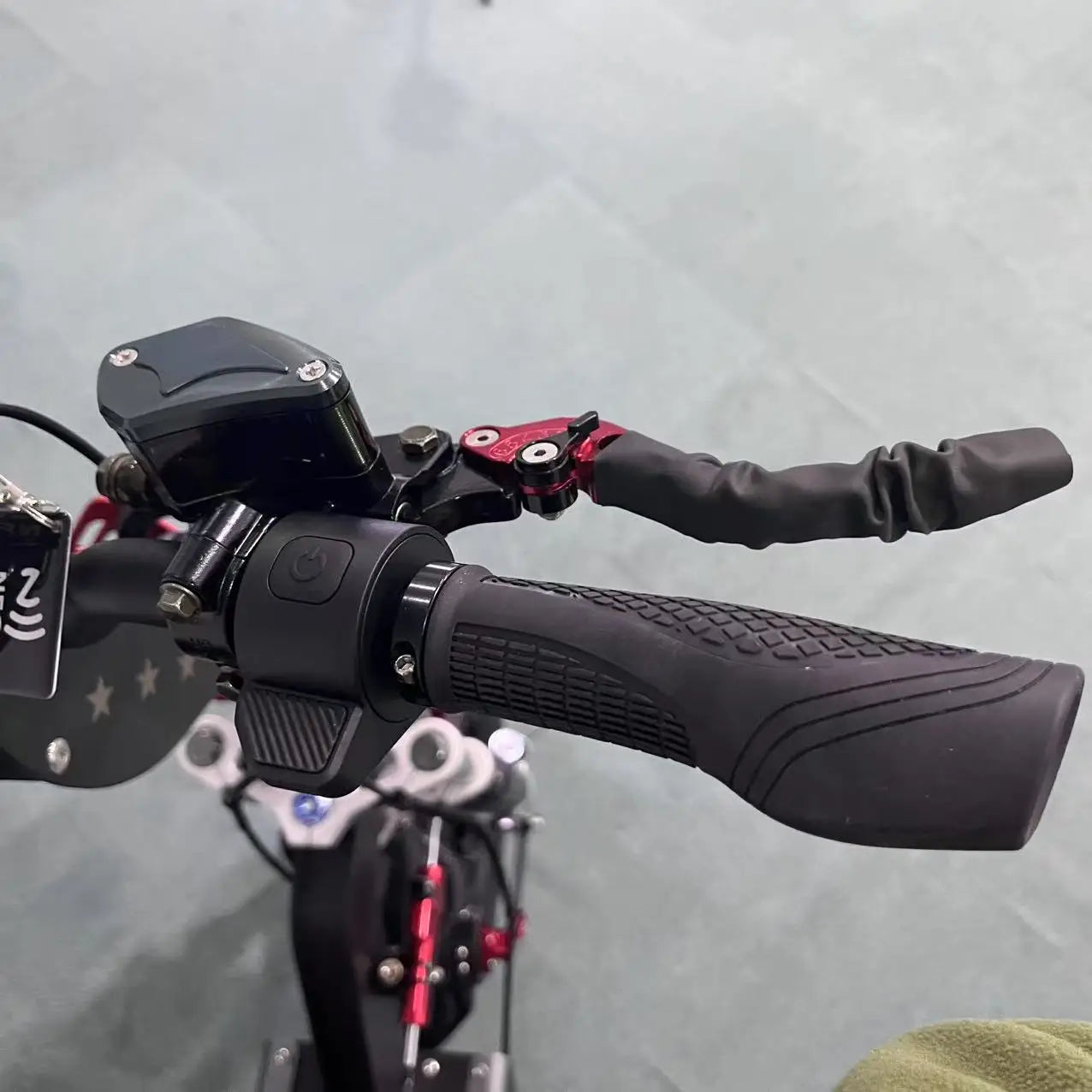 NFC Start 72V 15000W 150A 180A Fast Speed 110-140KMH 70-90MPH Electric Scooter 16 Inch Fat Tire E Scooters with Steering Damper