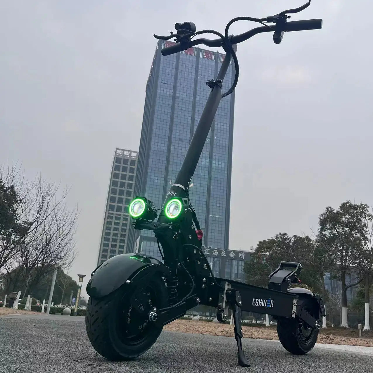 NFC Start 72V 15000W 150A 180A Fast Speed 110-140KMH 70-90MPH Electric Scooter 16 Inch Fat Tire E Scooters with Steering Damper